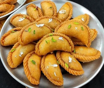 Gujiya